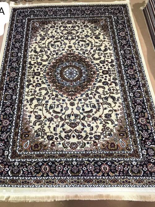 Kashan Floral Medallion Rug — Beige/Ivory & Charcoal (R327A)