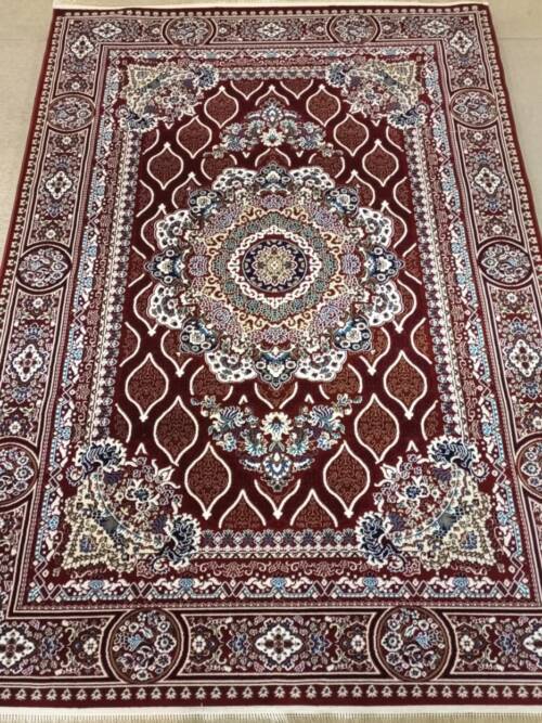 Royal Persian Style Area Rug – Maroon & Ivory (Traditional Medallion Design)
