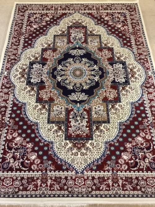 Isfahan Scalloped Medallion Rug — Navy/Maroon & Ivory