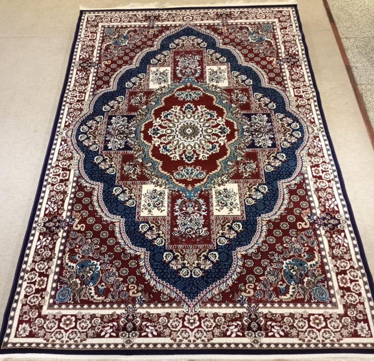Isfahan Palace Medallion Rug — Maroon/Navy/Ivory