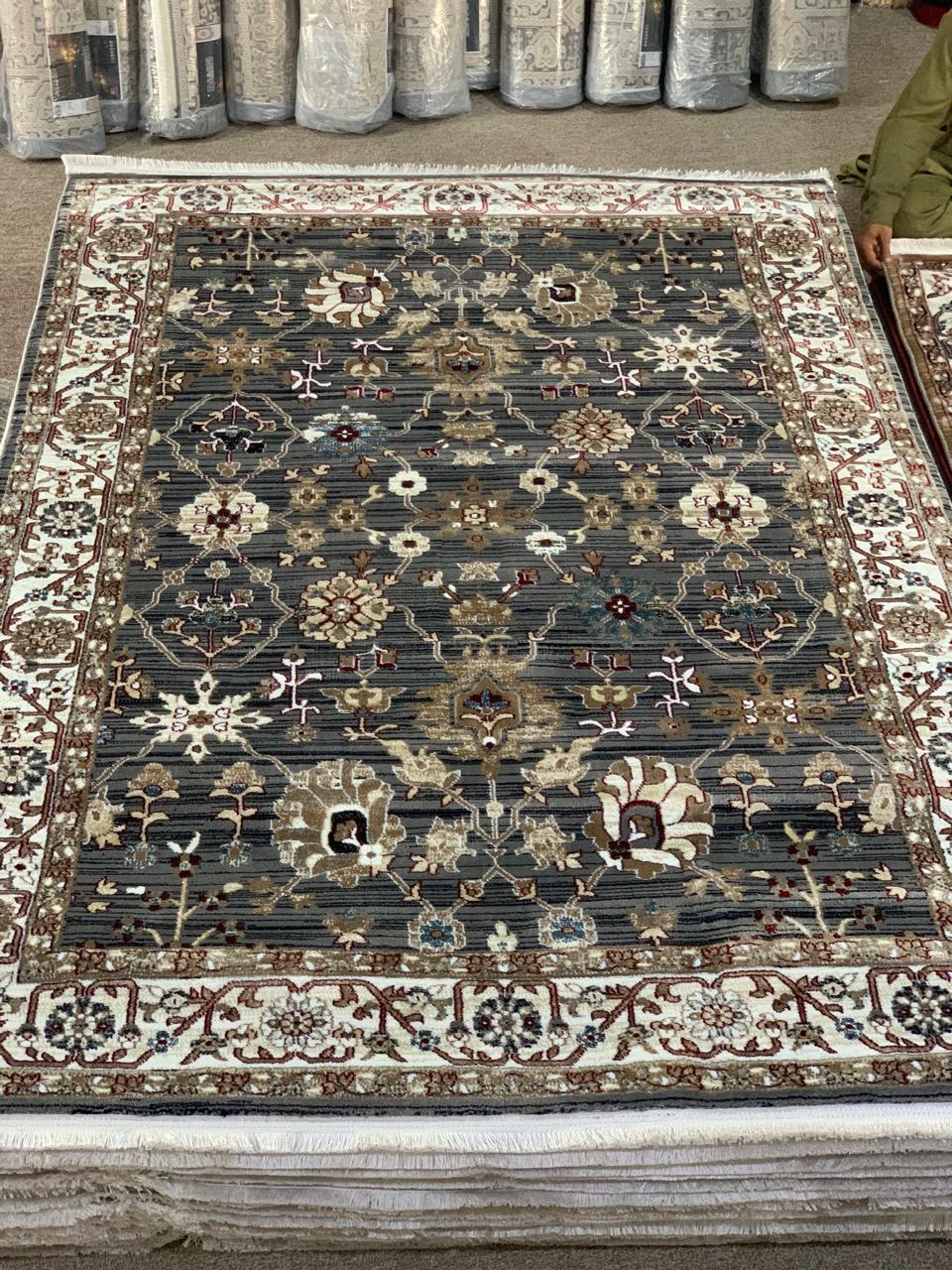 Traditional Grey Persian-Style Area Rug
