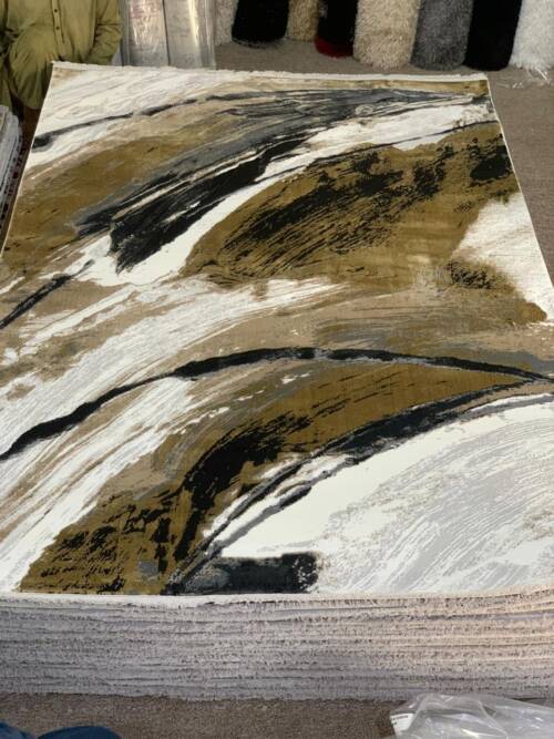 Modern Abstract Brushstroke Area Rug with a multi-tonal