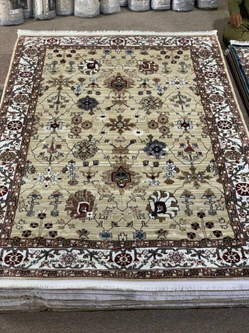 Traditional Persian or Oriental Style Rug with light beige or cream