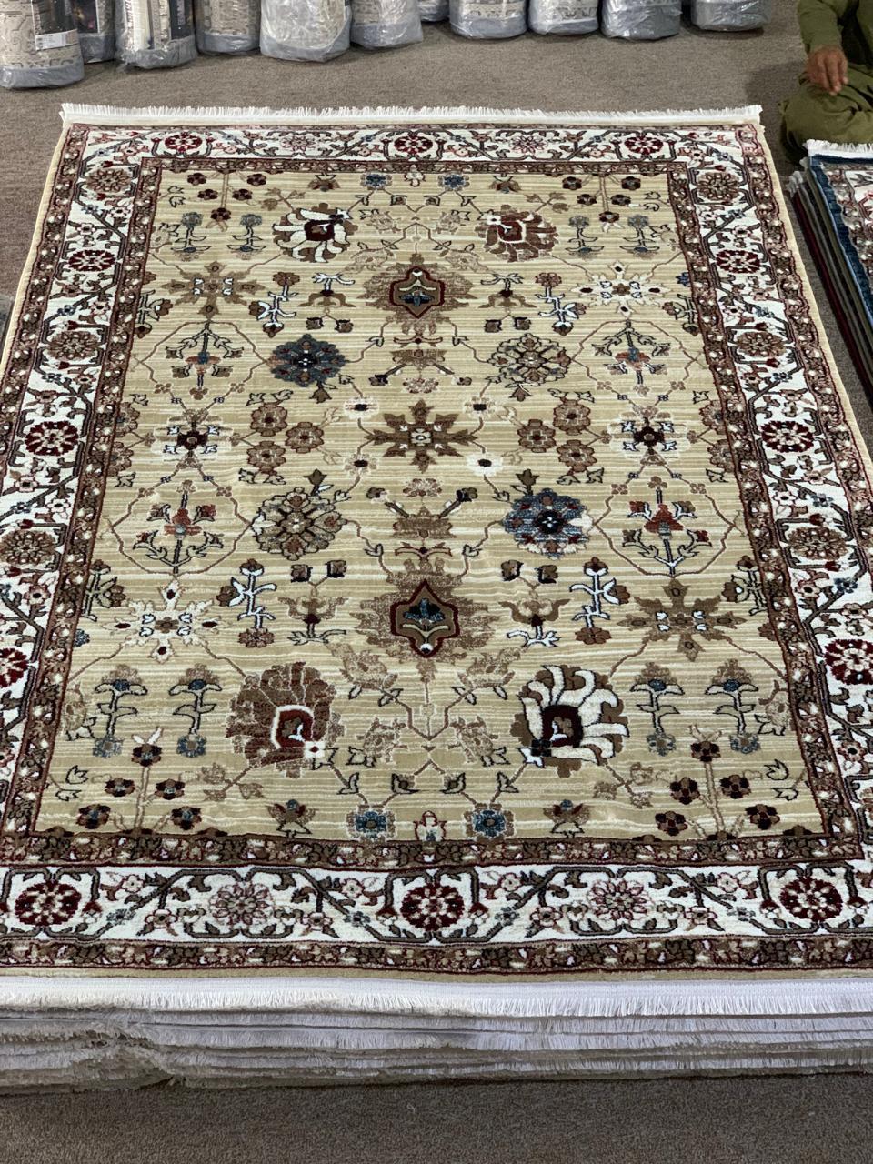 Traditional Persian or Oriental Style Rug with light beige or cream
