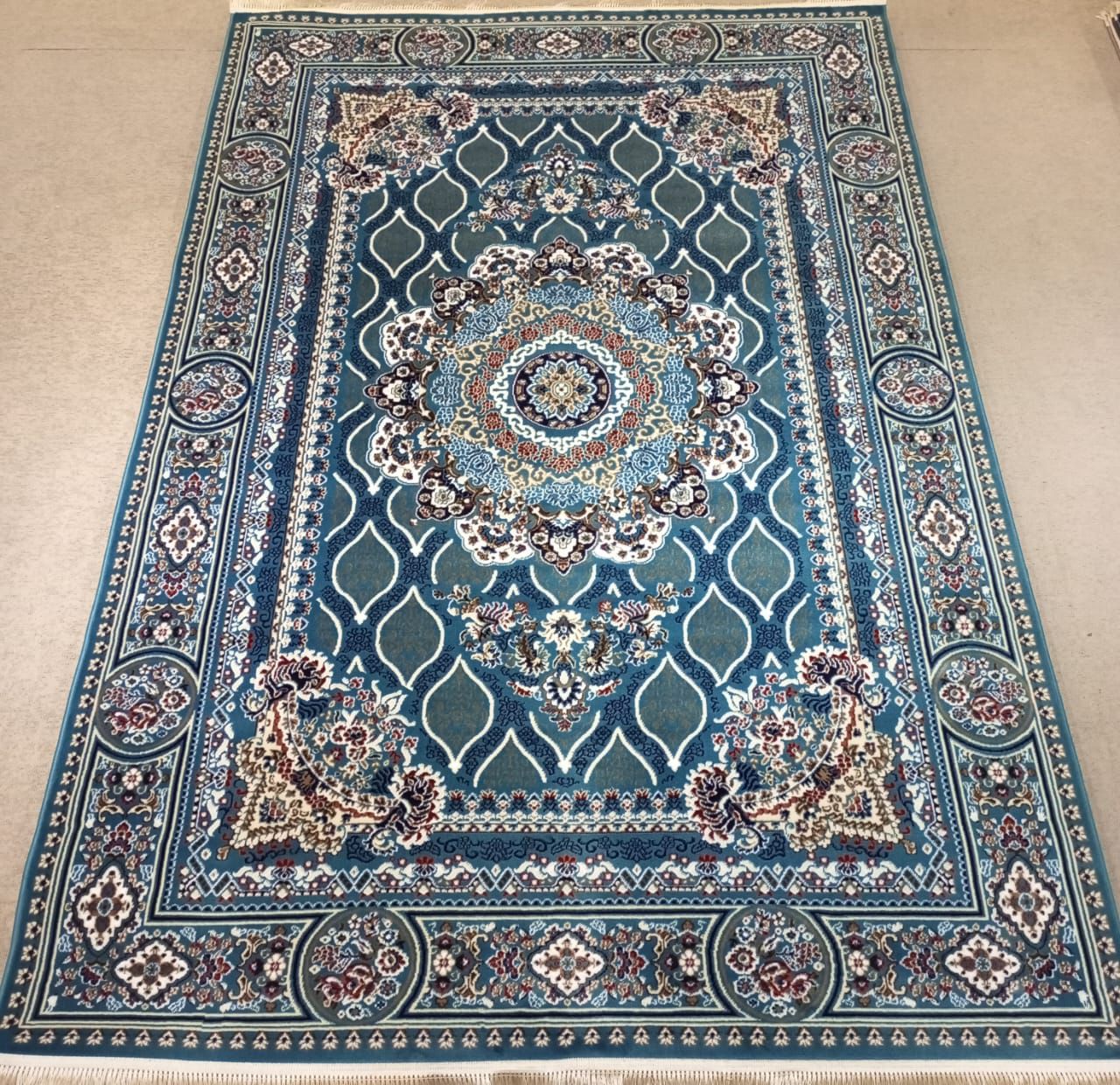Isfahan Lattice Medallion Rug — Teal/Sea-Blue & Ivory